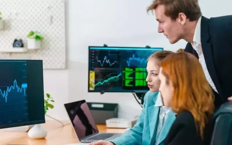 Top Analyst Initiations: Bullish Outlook for Cerebras Systems and Other Key Stocks