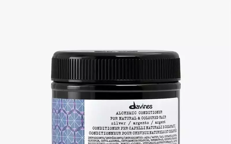 The Ultimate Guide to Color-Depositing Hair Masks for Lasting Vibrancy