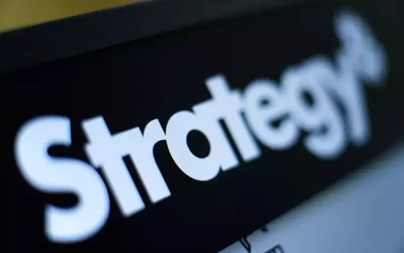 Leveraged Inverse ETFs Soar as Bitcoin Dips Below $60,000 Threshold