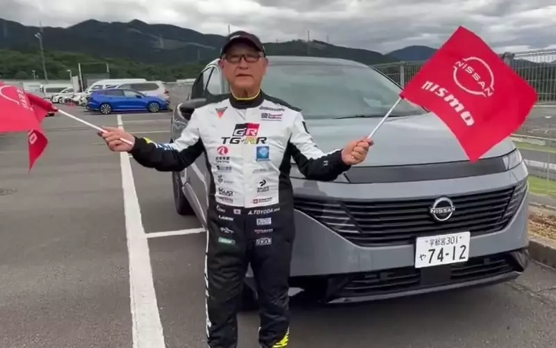 Toyota Chairman Enthusiastically Endorses Nissan Murano in Unexpected Viral Video