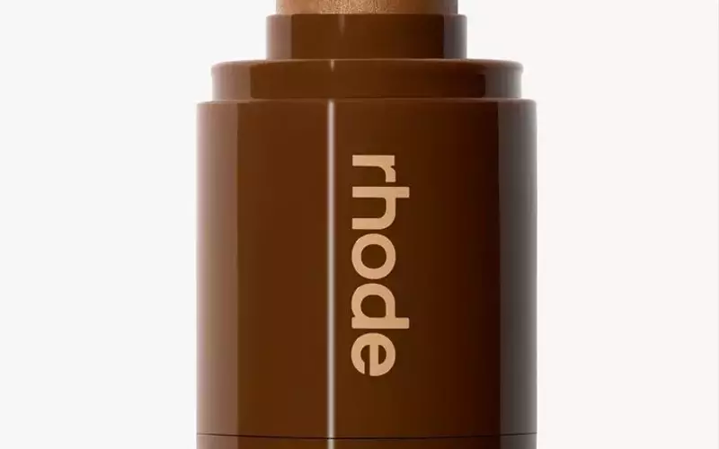 Rhode's Summer Collection: Achieving the Perfect Sun-Kissed Glow