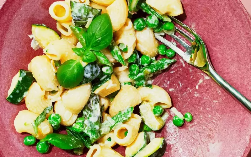 Spring Pasta with Vibrant Vegetables