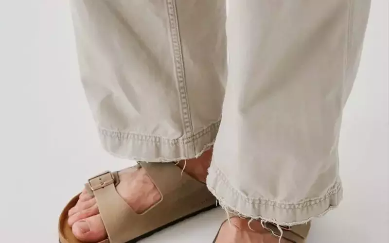 The Ultimate Guide to Men's Sandals: Comfort Meets Style