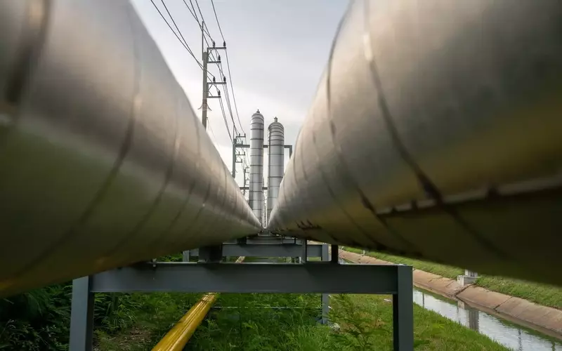 Midstream M&A Activity Slows in 2026, Focus Shifts to Organic Growth and Shareholder Returns