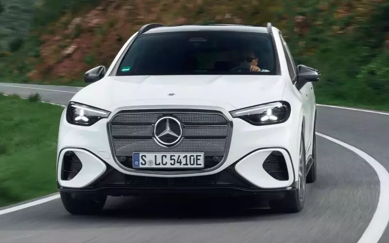 Mercedes-Benz Introduces More Affordable GLC EV Variants to Compete with BMW iX3