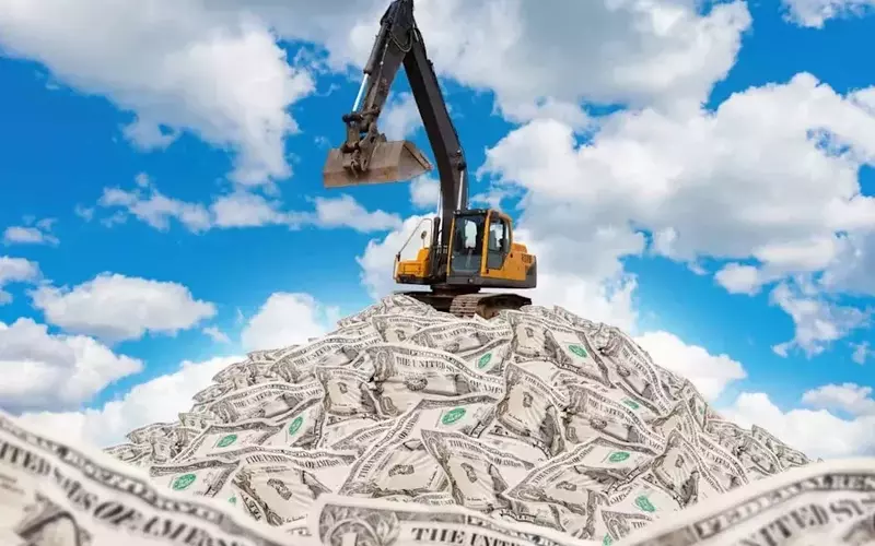 Caterpillar Stock Performance: Buy, Sell, or Hold?