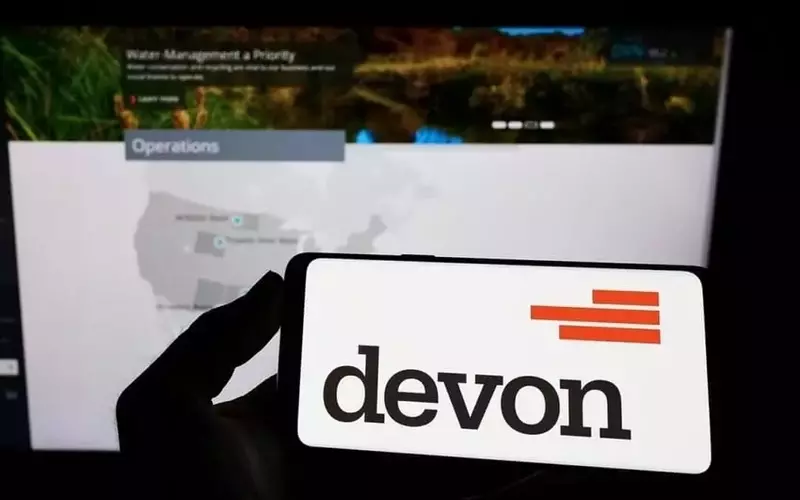 Devon Energy Stock Experiences Surge Following Enhanced 2026 Projections