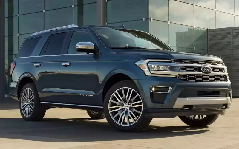 Ford Initiates Recall for Over Half a Million SUVs Due to Interior Safety Hazard