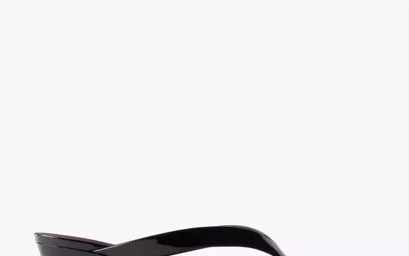 The Enduring Allure of Wedge Sandals: A Modern Style Guide