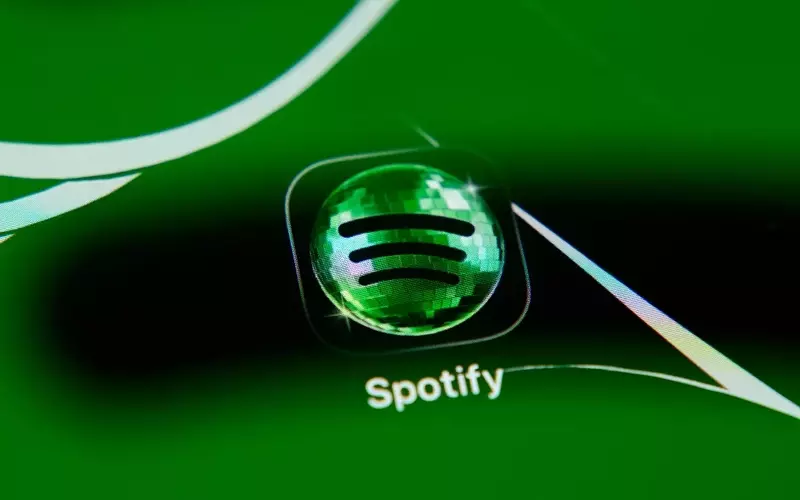 Spotify Ditches Disco Ball, Restores Classic App Icon