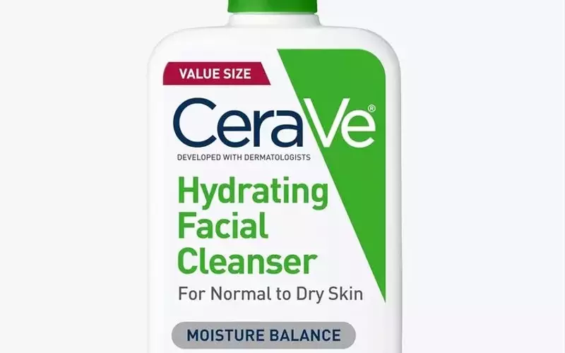 Laufey Shares Her Beauty Secrets and Reflections on Home