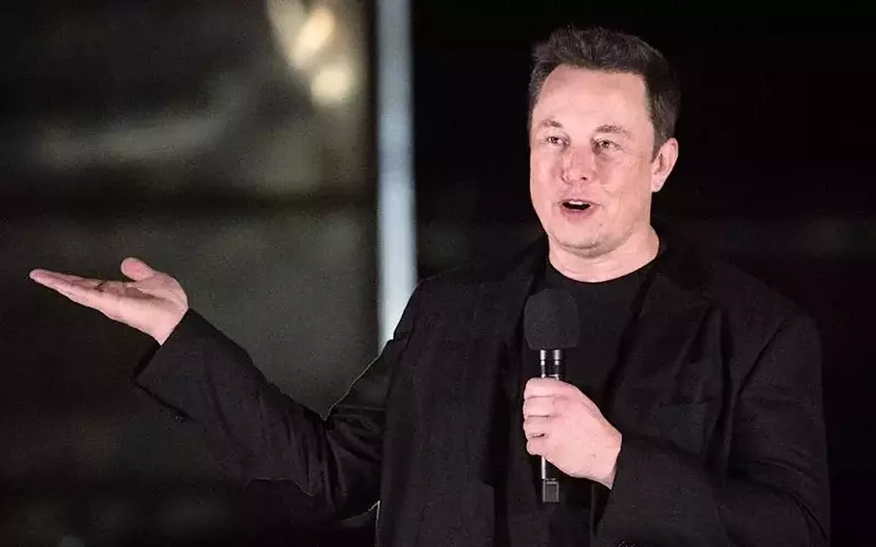 Elon Musk Reaches Trillionaire Status as SpaceX Shares Soar on Nasdaq Debut