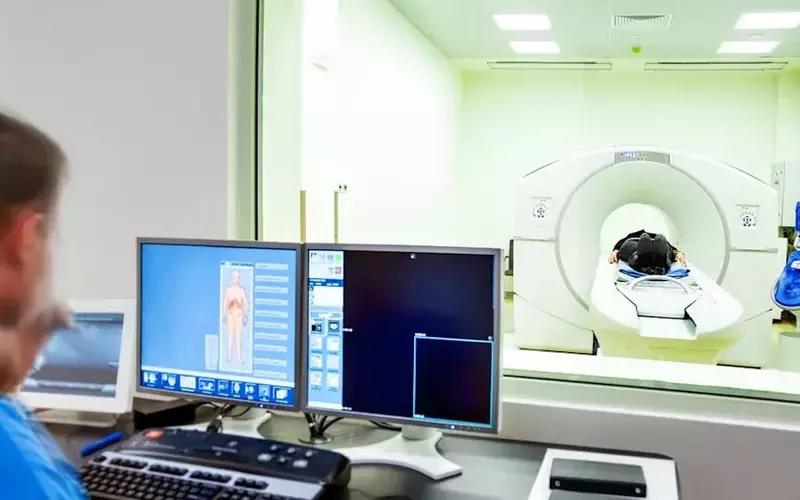 Truist Reaffirms Buy Rating for Boston Scientific Amidst Watchman Growth Concerns