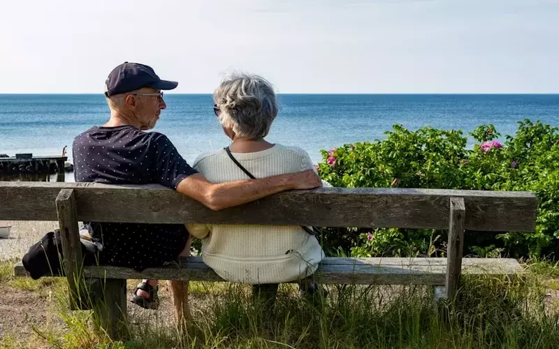 Leading Financial Firms Introduce Annuities to 401(k) Plans, Offering Pension-Like Income for Retirees