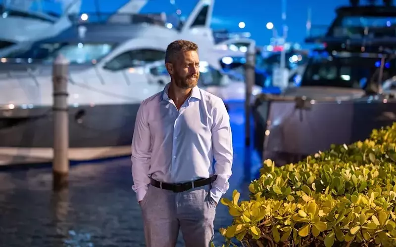 Elite Investors' Shift: Why the Wealthy Are Hoarding Cash and Exploring Alternative Assets
