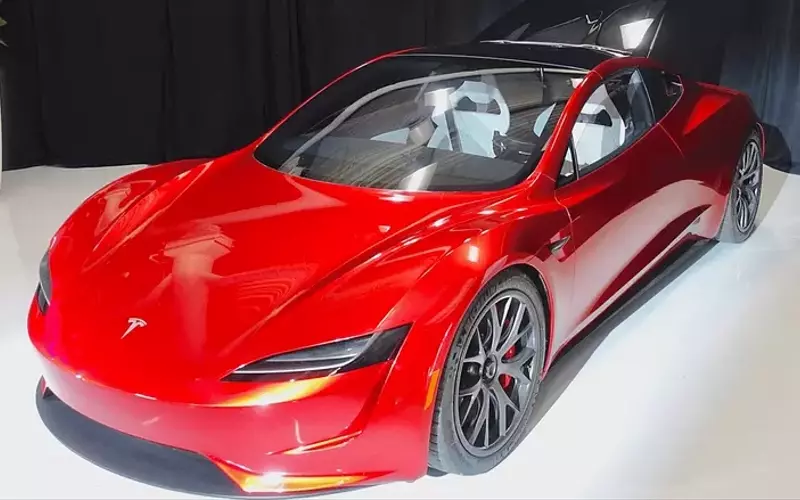 Piper Sandler Analyst Declares Tesla Has Solved Self-Driving Challenge