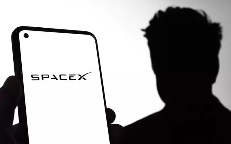 Key Stocks to Observe: Dave & Buster's, SpaceX, and More Ahead of Monday's Trading