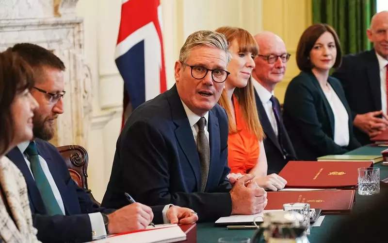 UK Introduces Landmark Social Media and AI Chatbot Regulations for Minors
