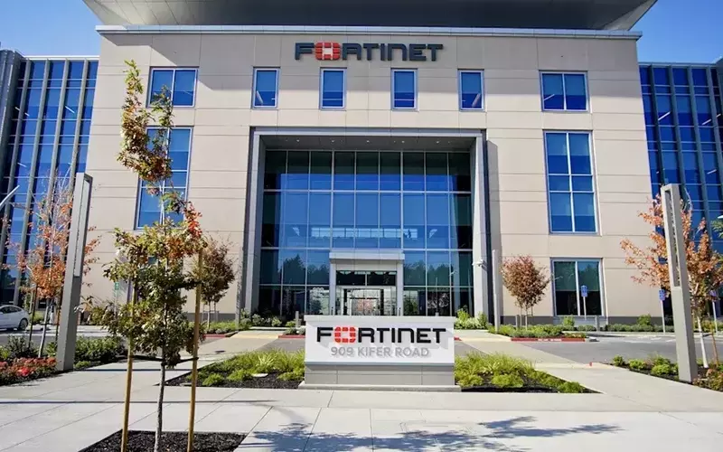 TD Cowen and Cantor Fitzgerald Elevate Fortinet's Price Targets Amidst Robust Security and AI Growth Prospects