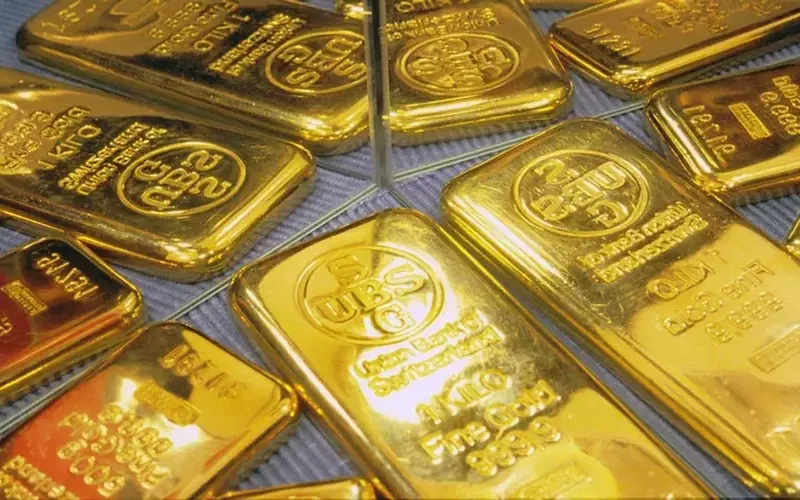 Geopolitical Calm and Shifting Monetary Policies Propel Gold Prices Upward