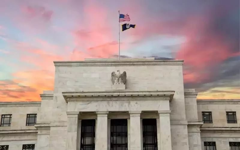 Warsh's Inaugural Fed Address: Navigating Inflation, Employment, and Economic Trajectories