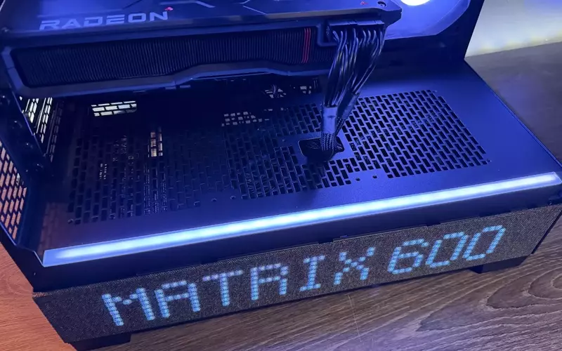 Phanteks XT View Matrix Case: A Budget PC Builder's Dream with a Touch of Dazzle