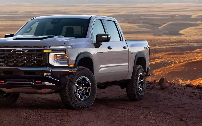 2027 Chevrolet Silverado Unveiled with Enhanced V8 Power and Advanced Technology