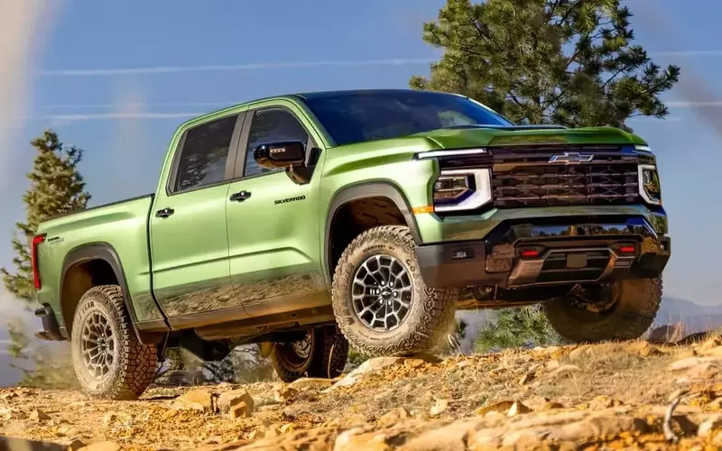 Chevrolet Unveils the 2027 Silverado 1500 with New V8 Powertrains and Enhanced Design