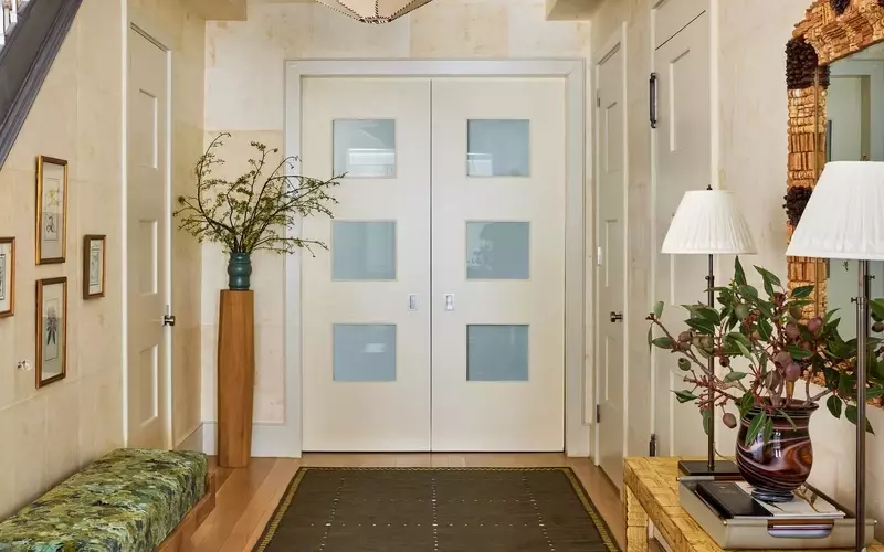 A Designer's Personal Touch in an Iconic Emery Roth Building