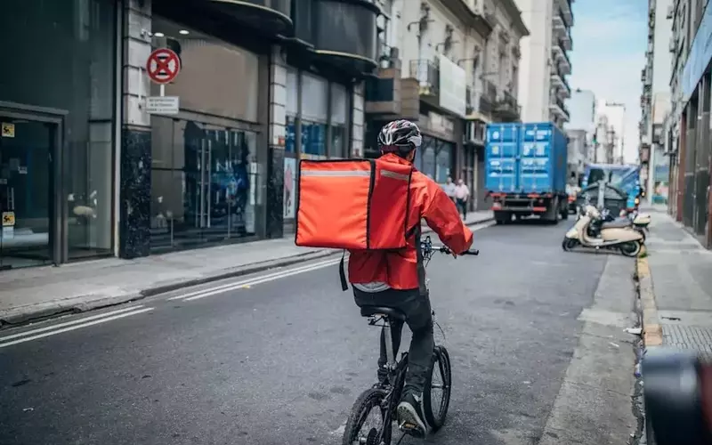 DoorDash's Overvalued Status: A Deep Dive into Revenue Growth, Inflationary Pressures, and Market Competition