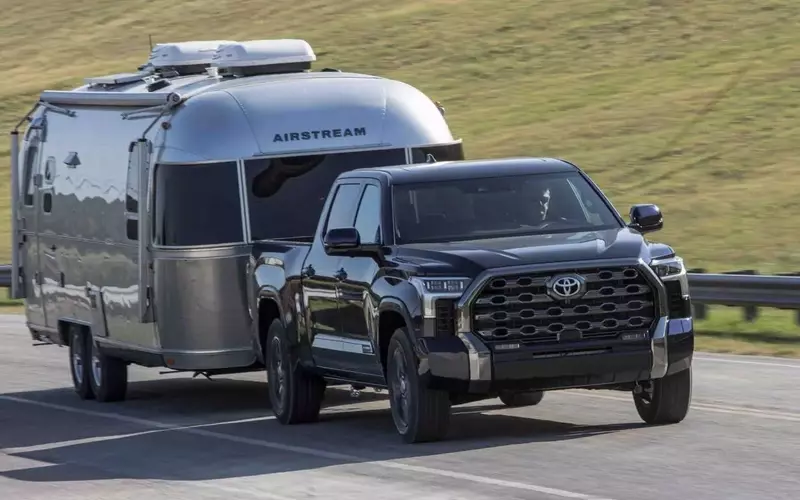 Toyota's Revised Approach to Tundra V6 Engine Recall Draws Owner Discontent