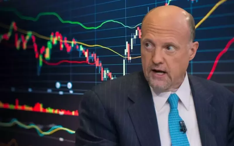 Cramer's Latest Stock Picks: Endorsing Vistra and Stryker, Sidestepping AI-Sensitive FICO