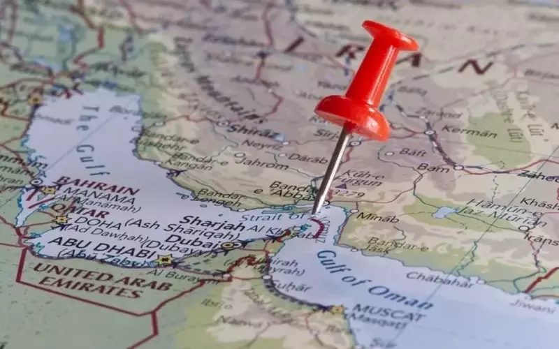 Strategic Vulnerabilities: Hormuz Strait and Global Economic Dependence