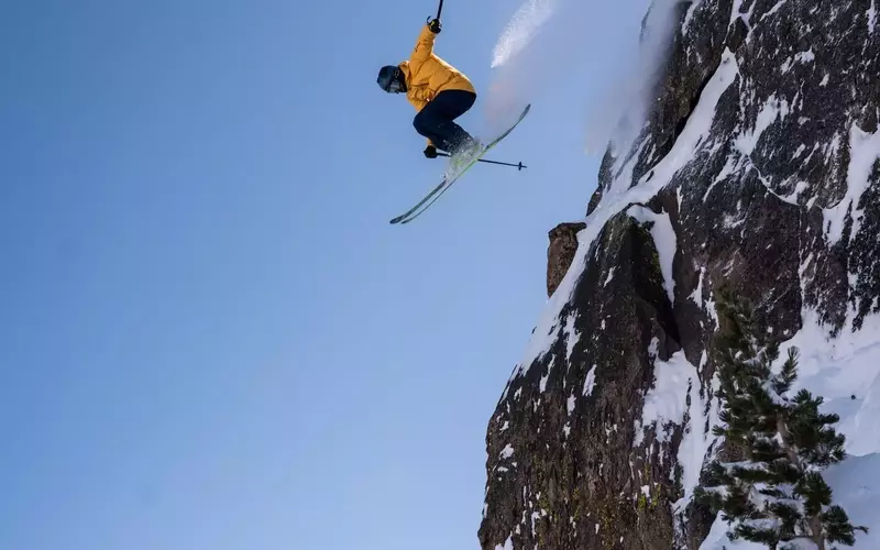 A Love Story Forged in the Mountains: The Enduring Bond of Skiing and Family