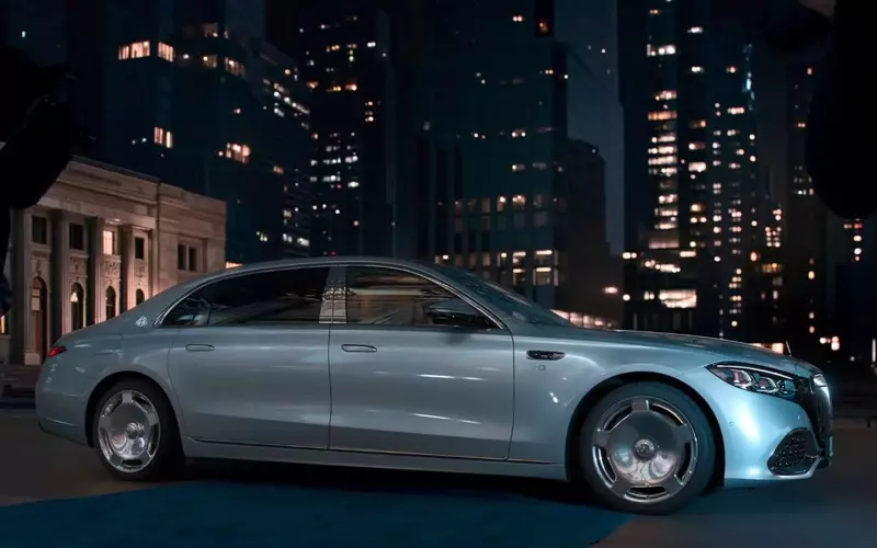 The Pinnacle of Luxury: Mercedes-Maybach S 680 4Matic