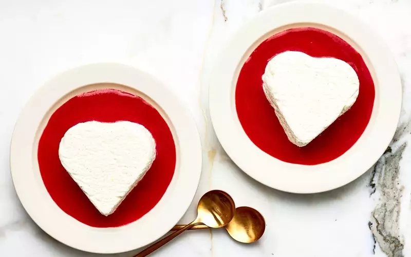 A French-Inspired Valentine's Day Dessert: Coeur à la Crème with Strawberry Coulis