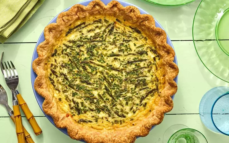 Crafting the Perfect Asparagus and Cheese Quiche