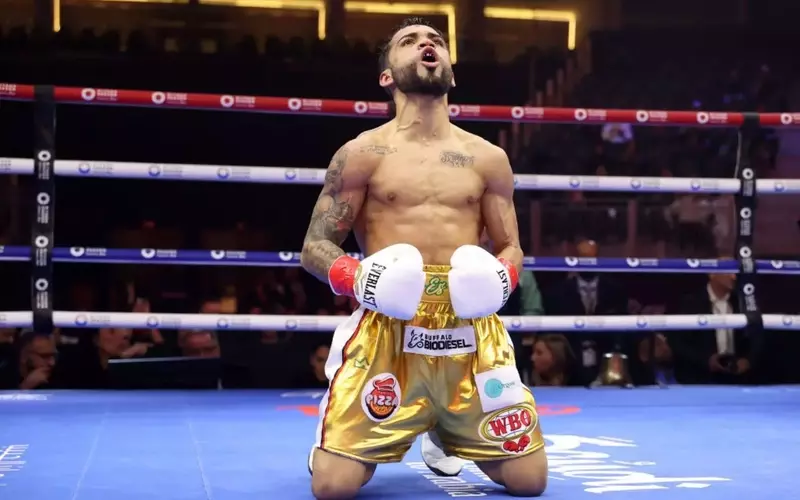 Oscar Collazo to Defend WBA and WBO Strawweight Titles Against Joey Canoy