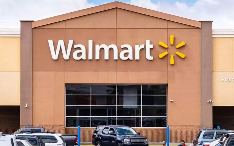 Walmart Slashes Prices on Outdoor Solar Lights by 77%