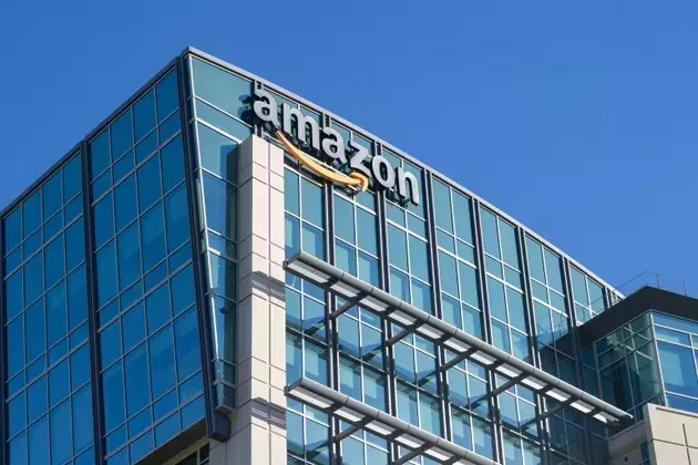 Amazon's Strategic Investments: Navigating Free Cash Flow Amidst AI-Driven Expansion