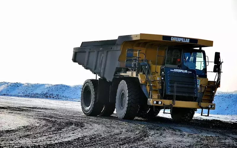 Caterpillar's Long-Term Investment Potential and Analyst Outlook