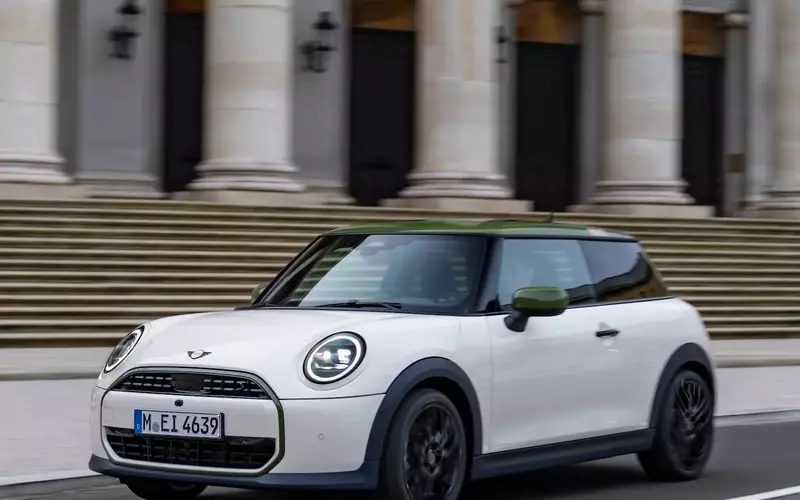 2026 MINI Cooper Lease Deals: Accessible Luxury for June