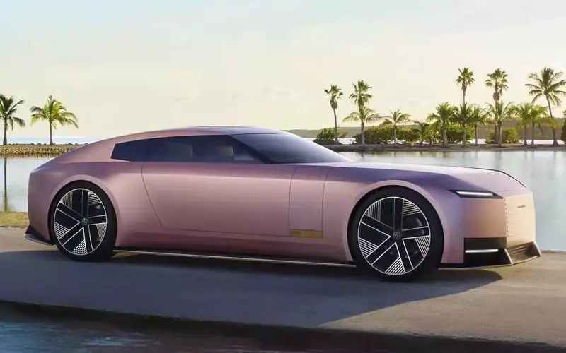 Jaguar's Electric Future: A Divisive Design and Market Challenges