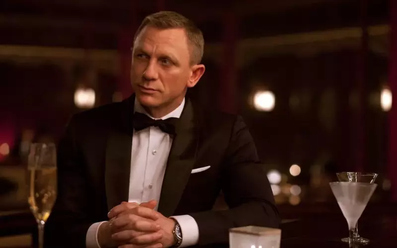 Disney's Unattained Acquisitions: Bond, Twitter, and Apple Merger Talks