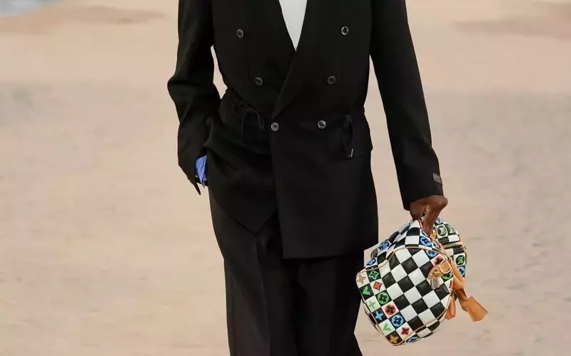 Louis Vuitton Men's Spring 2027 Collection: A Fusion of Classic and Contemporary