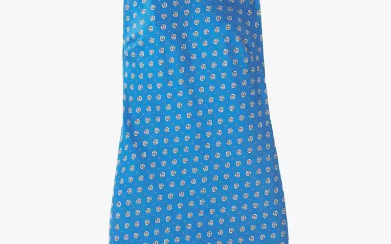 Embracing 60s Chic: How to Style a Shift Dress for Summer