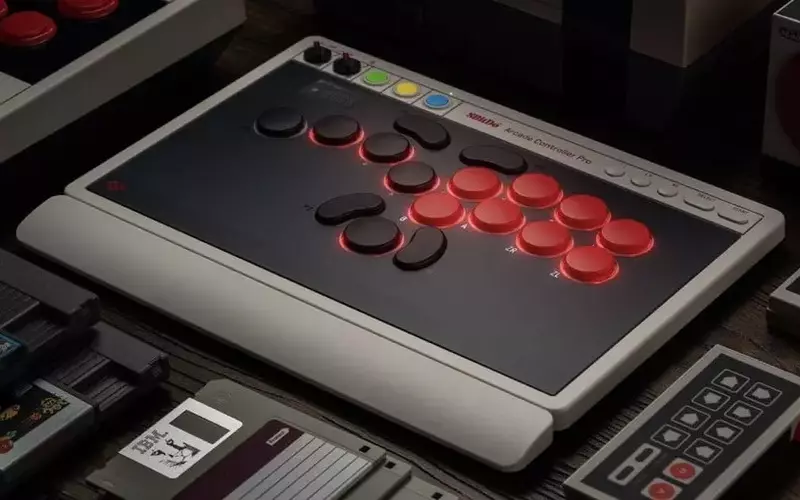 8BitDo Unveils Advanced Arcade Controller Pro