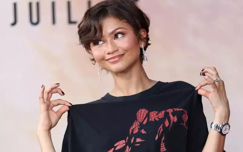 Zendaya's Spider-Man T-Shirt Steals the Show in Paris