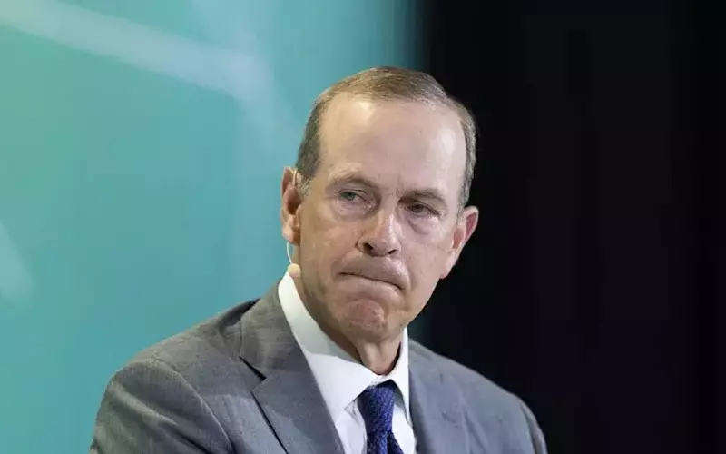 Chevron's CFO Explains Persistent High Gasoline Prices Amidst Oil Market Fluctuations