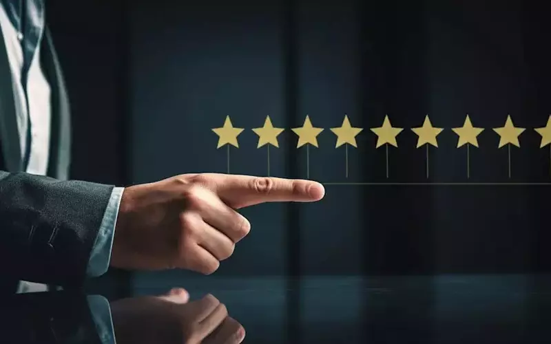 Rothschild Adjusts Moody's Price Target Amid AI Integration